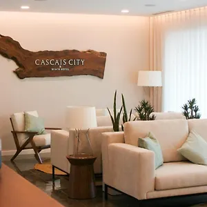 Otel &, Cascais